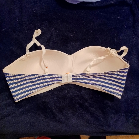 JOE convertible strap wireless bra - Picture 2 of 3